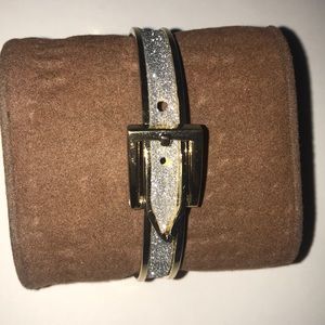 🎀 Silver glitter and gold belt-design bracelet